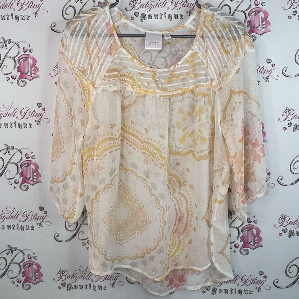 LC Lauren Conrad shirt top paisley print boho Floral Blouse in Cream and Yellow